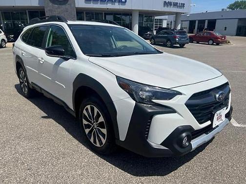 Crystal White 2025 Subaru Outback Limited