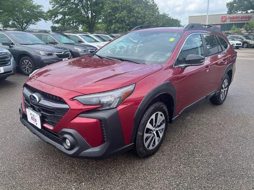 2025 Subaru Outback Premium