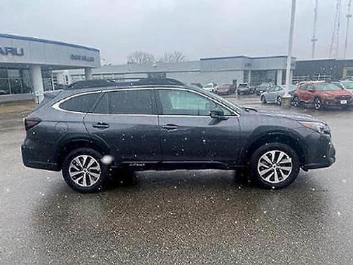 Magnetite Gray Metallic 2025 Subaru Outback Premium