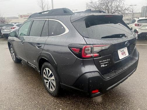 Magnetite Gray Metallic 2025 Subaru Outback Premium