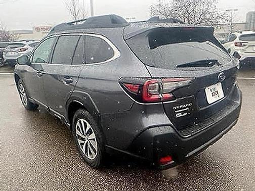 Magnetite Gray Metallic 2025 Subaru Outback Premium