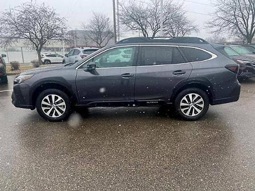 Magnetite Gray Metallic 2025 Subaru Outback Premium