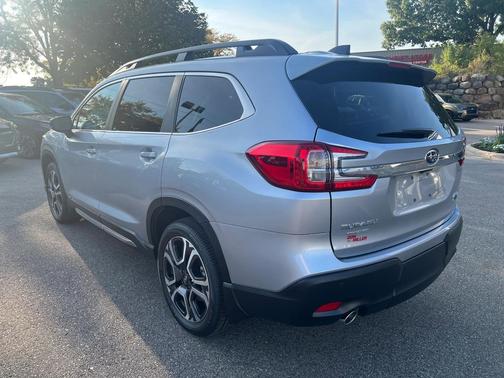 2025 Subaru Ascent Limited 7-Passenger