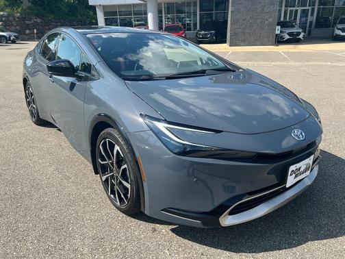 2024 Toyota Prius Prime XSE Premium