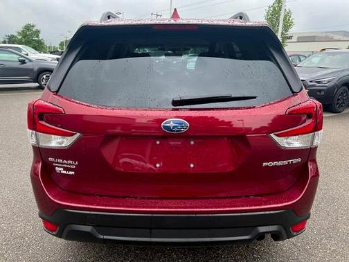 Crimson Red Pearl 2023 Subaru Forester Premium