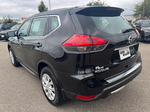 2017 Nissan Rogue S