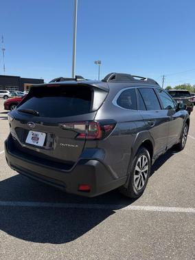 Magnetite Gray Metallic 2024 Subaru Outback Premium