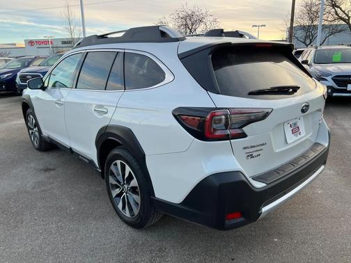 2023 Subaru Outback Touring