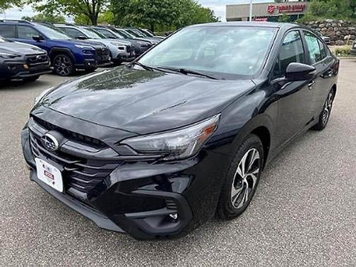 Crystal Black Silica 2025 Subaru Legacy Premium