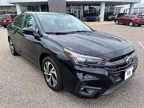 Crystal Black Silica 2025 Subaru Legacy Premium