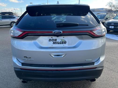 2018 Ford Edge SE