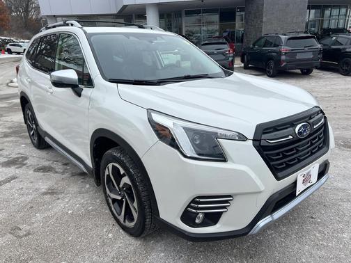2023 Subaru Forester Touring