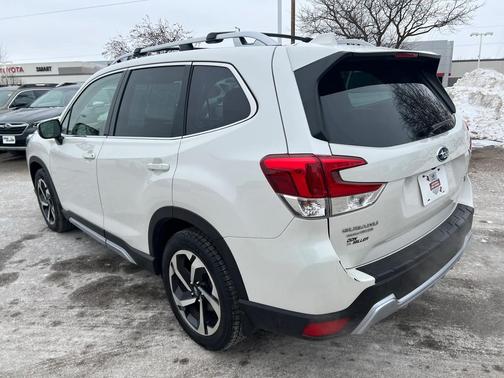 2023 Subaru Forester Touring