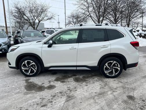 2023 Subaru Forester Touring