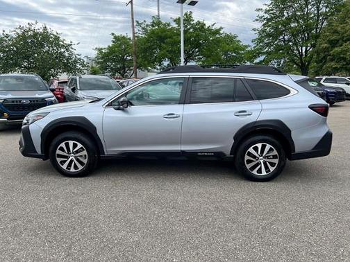 Ice Silver Metallic 2025 Subaru Outback Premium