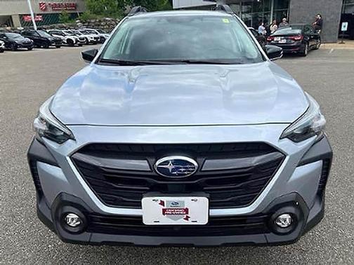 Ice Silver Metallic 2025 Subaru Outback Premium