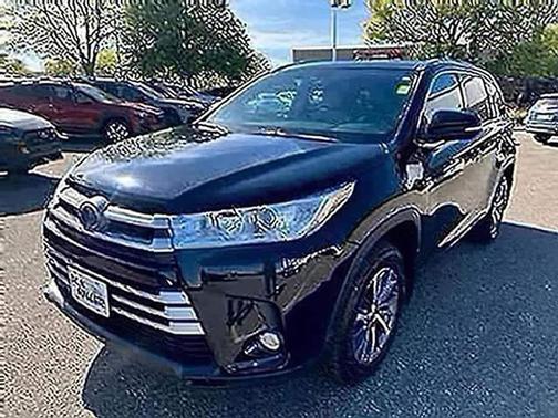 Midnight Black 2018 Toyota Highlander