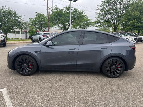 Midnight Silver 2023 Tesla Model Y Performance Dual Motor All-Wheel Drive