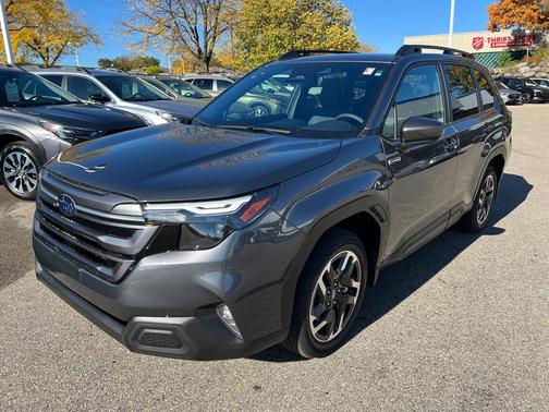 2025 Subaru Forester Hybrid Premium