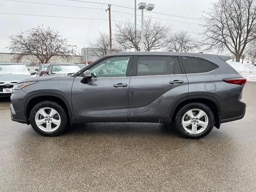 2021 Toyota Highlander LE