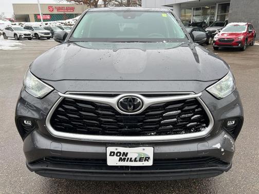 2021 Toyota Highlander LE
