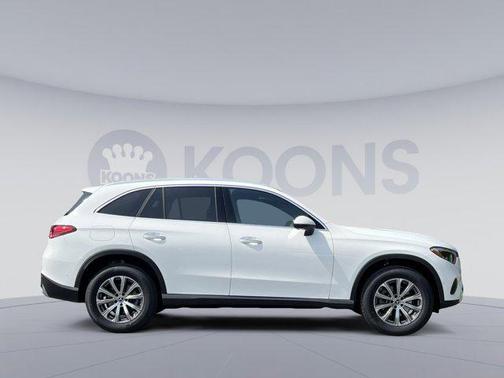 2025 Mercedes-Benz GLC 300 4MATIC