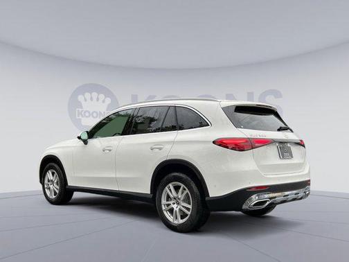 2026 Mercedes-Benz GLC 300 4MATIC