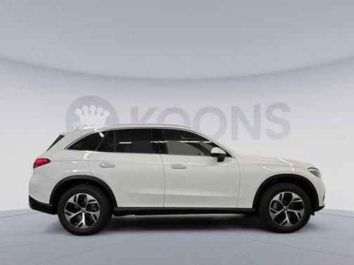 2025 Mercedes-Benz GLC 350e Base