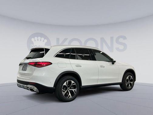 2025 Mercedes-Benz GLC 350e Base