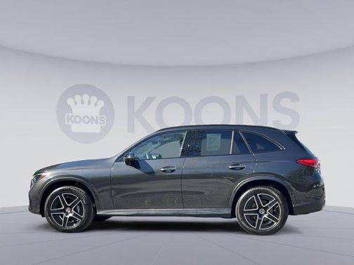Graphite Grey Metallic 2026 Mercedes-Benz GLC 300 4MATIC