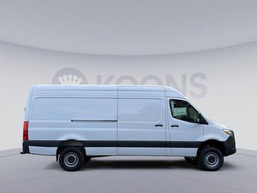 2025 Mercedes-Benz Sprinter 2500 High Roof