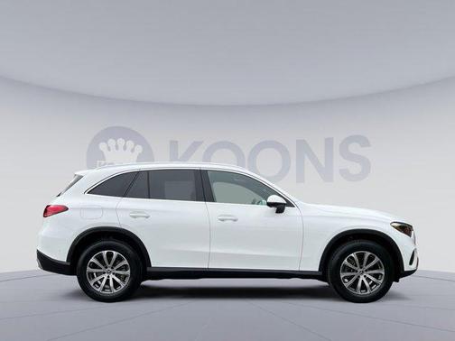 Polar White 2025 Mercedes-Benz GLC 300 4MATIC
