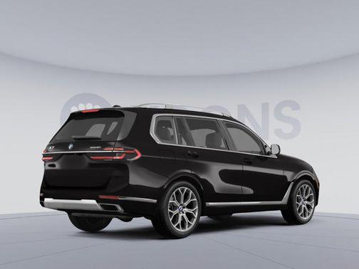 Black Sapphire Metallic 2025 BMW X7 xDrive40i