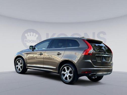 2015 Volvo XC60 T6 Platinum