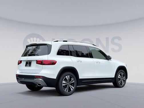2025 Mercedes-Benz GLB 250 4MATIC