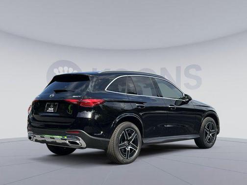 2026 Mercedes-Benz GLC 300 4MATIC