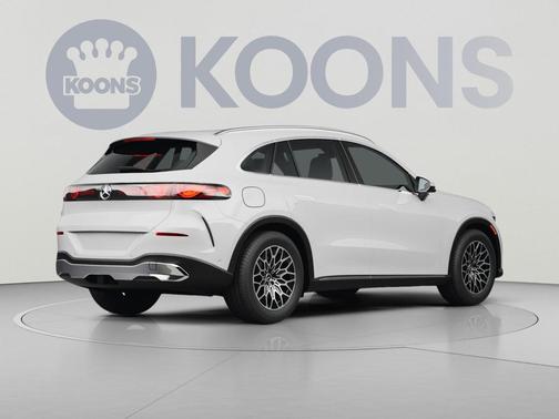 Polar White 2027 Mercedes-Benz GLC 300 Base