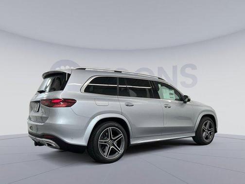 2025 Mercedes-Benz GLS 450 4MATIC