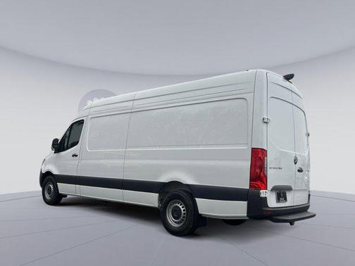 2025 Mercedes-Benz Sprinter 2500 High Roof