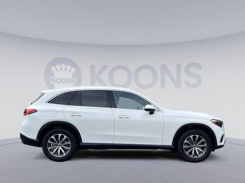 2026 Mercedes-Benz GLC 300 4MATIC
