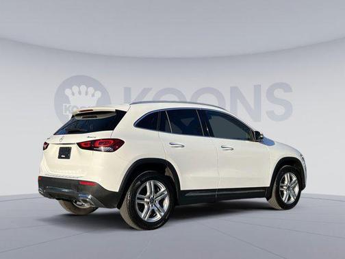 2021 Mercedes-Benz GLA 250 Base 4MATIC