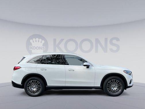 2026 Mercedes-Benz GLC 300 4MATIC