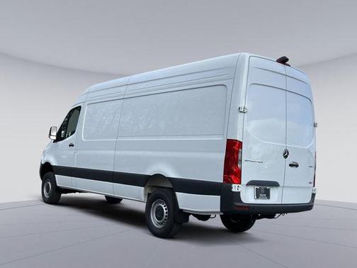 2026 Mercedes-Benz Sprinter 2500 High Roof