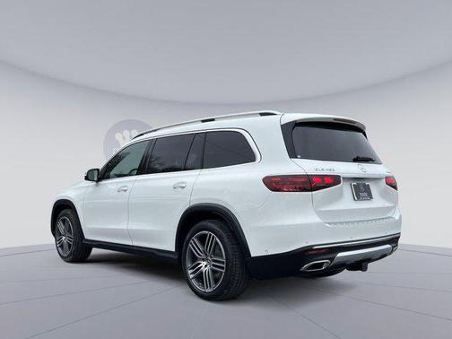 2025 Mercedes-Benz GLS 450 4MATIC