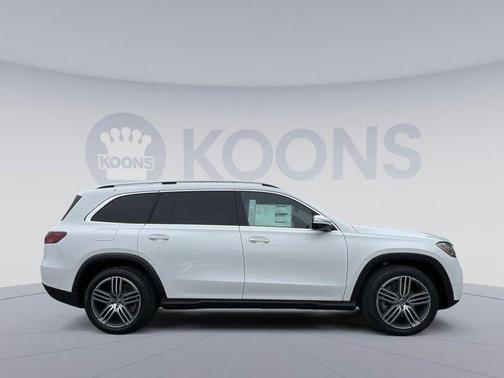 2025 Mercedes-Benz GLS 450 4MATIC