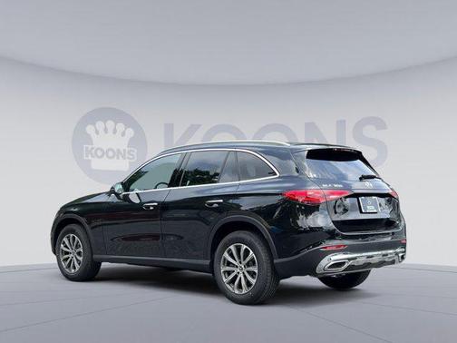 2025 Mercedes-Benz GLC 300 4MATIC