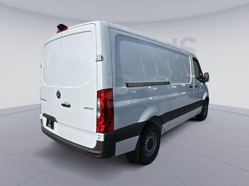 2025 Mercedes-Benz Sprinter 2500 Standard Roof