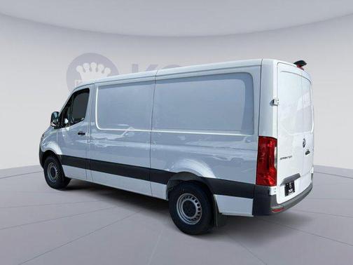 2025 Mercedes-Benz Sprinter 2500 Standard Roof