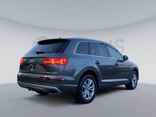 2019 Audi Q7 55 Premium Plus
