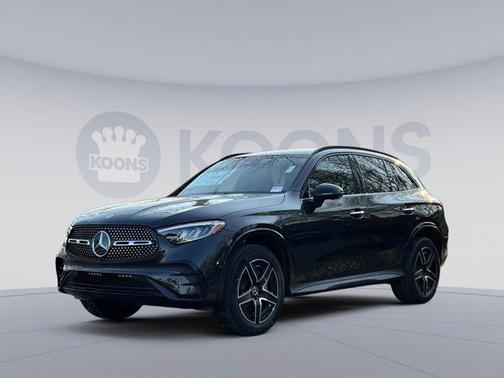 Graphite Grey Metallic 2026 Mercedes-Benz GLC 300 4MATIC